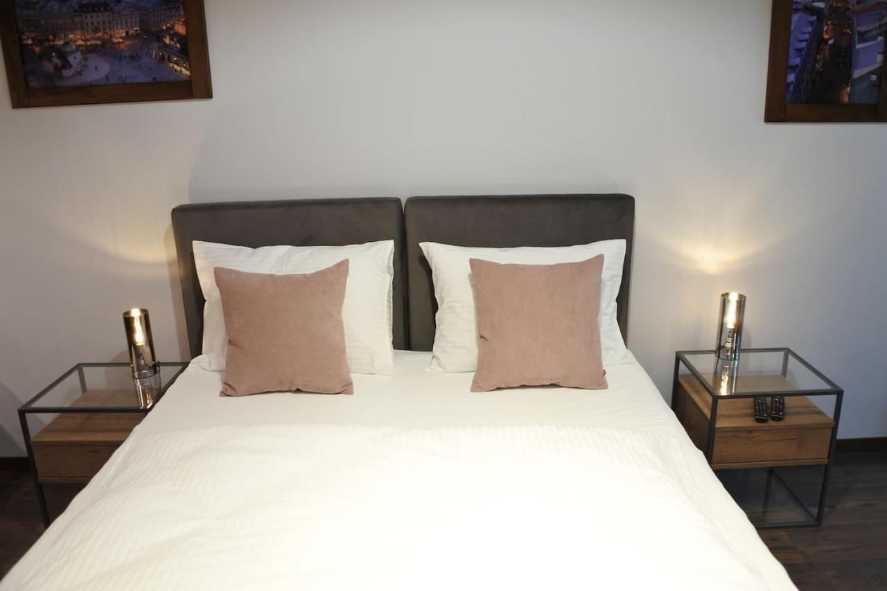 Boutique 108 - Old City, Luxury Apt. With A Garage Kraków Zewnętrze zdjęcie